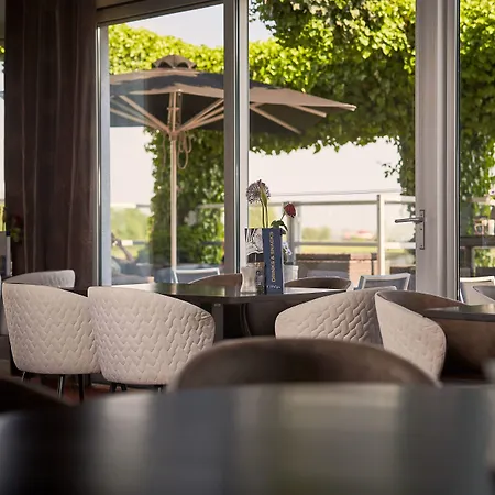 Der Valk Htl Ara 4* 兹韦恩德雷赫特