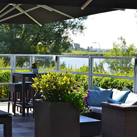 Der Valk Htl Ara 酒店 4*