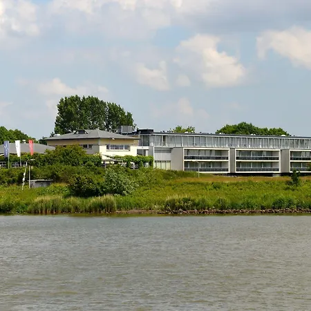 Der Valk Htl Ara 4* 兹韦恩德雷赫特