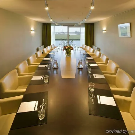 Hotel Der Valk Htl Ara