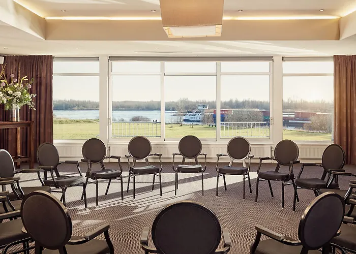 Der Valk Htl Ara Ξενοδοχείο