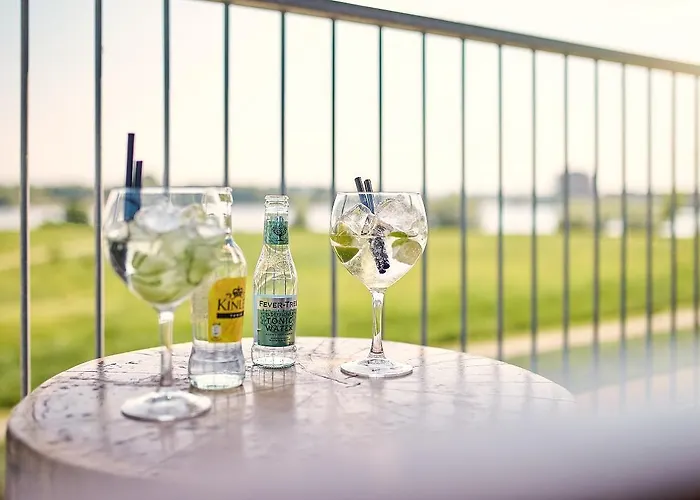 Hotel Der Valk Htl Ara